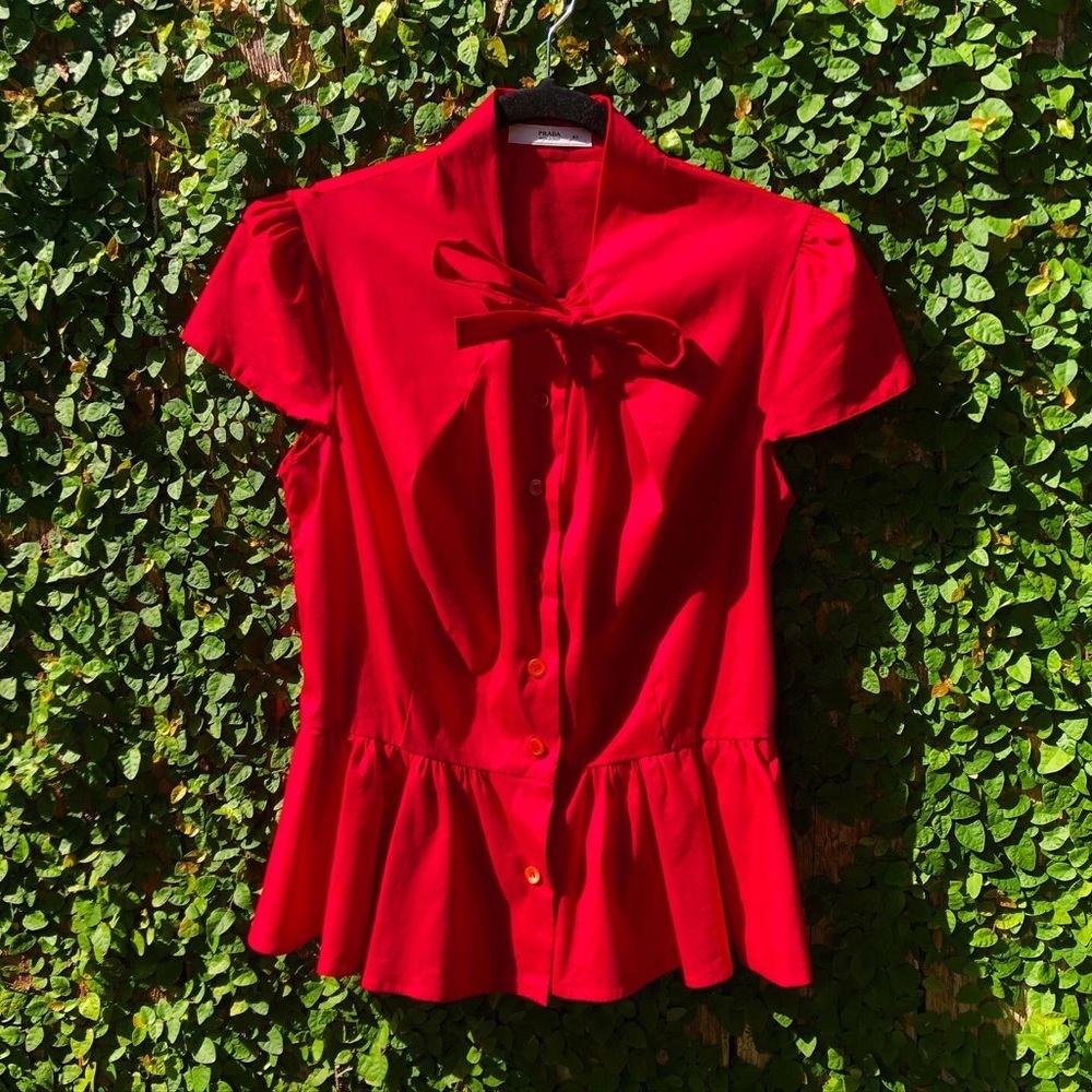 Red Prada Top ❤️
